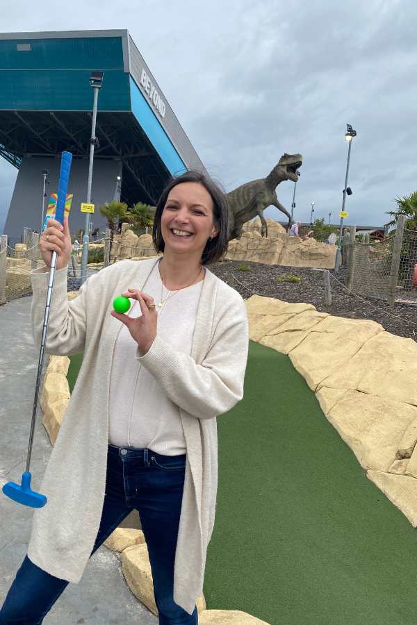 Frau Minigolf